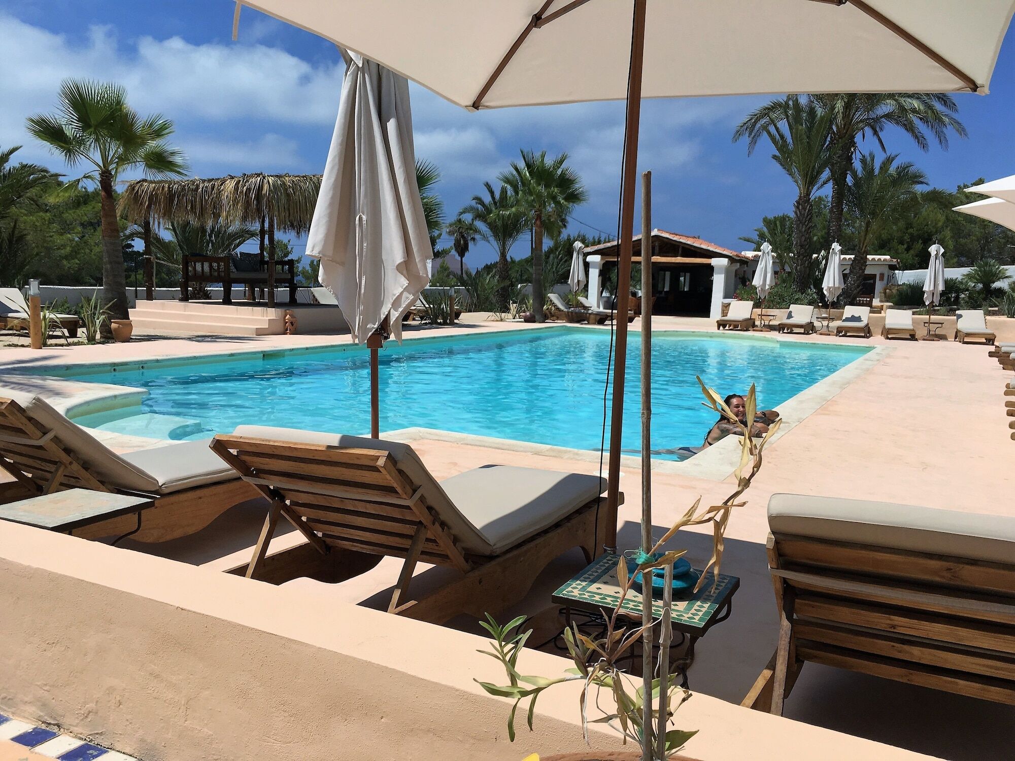 ホテル Petunia Ibiza (Adults Only) カラ・ヴァデラ エクステリア 写真