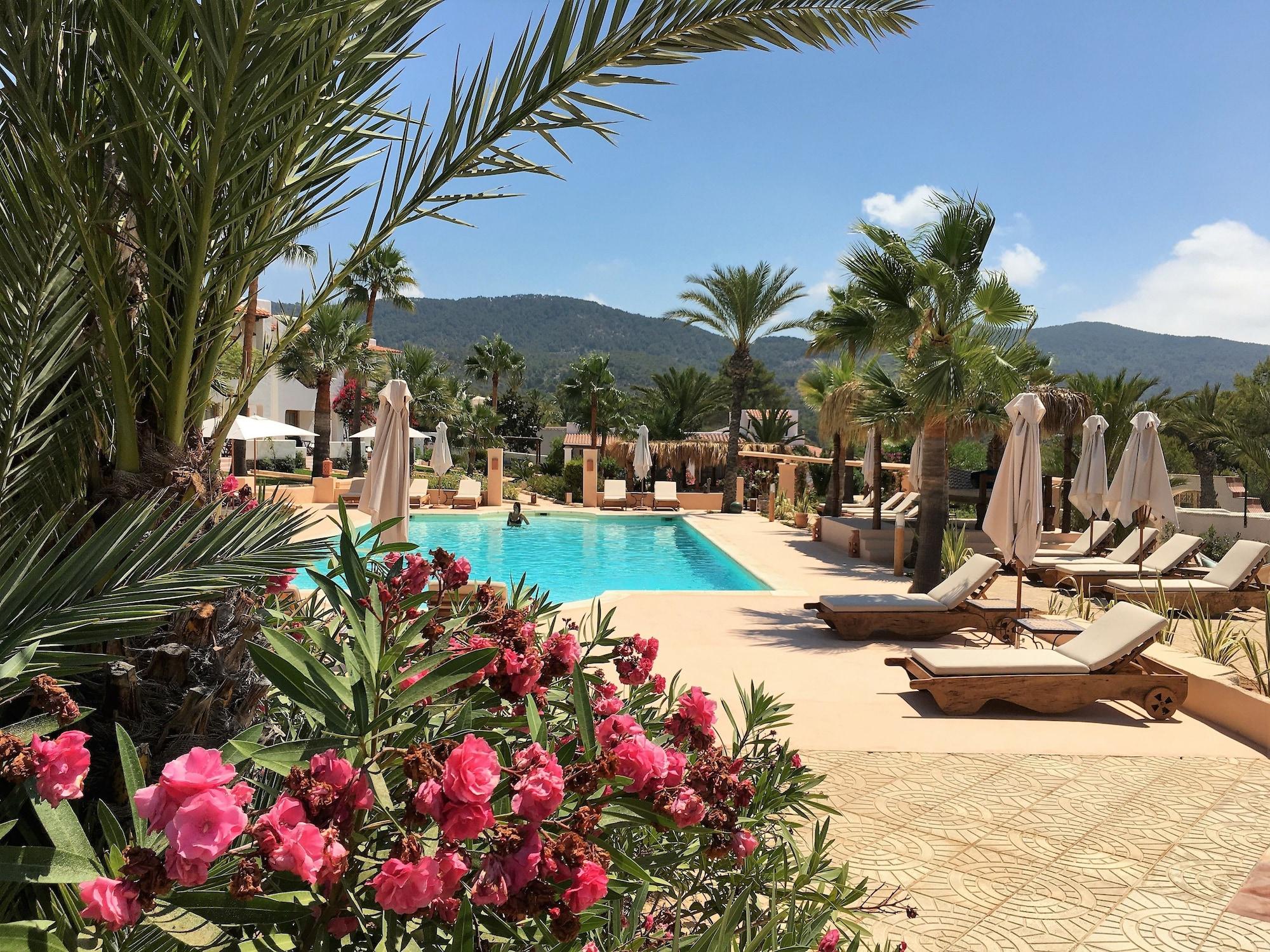 ホテル Petunia Ibiza (Adults Only) カラ・ヴァデラ エクステリア 写真